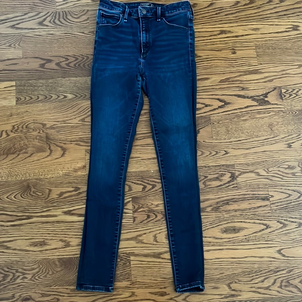 Abercrombie and Fitch High Rise Super Skinny jeans
